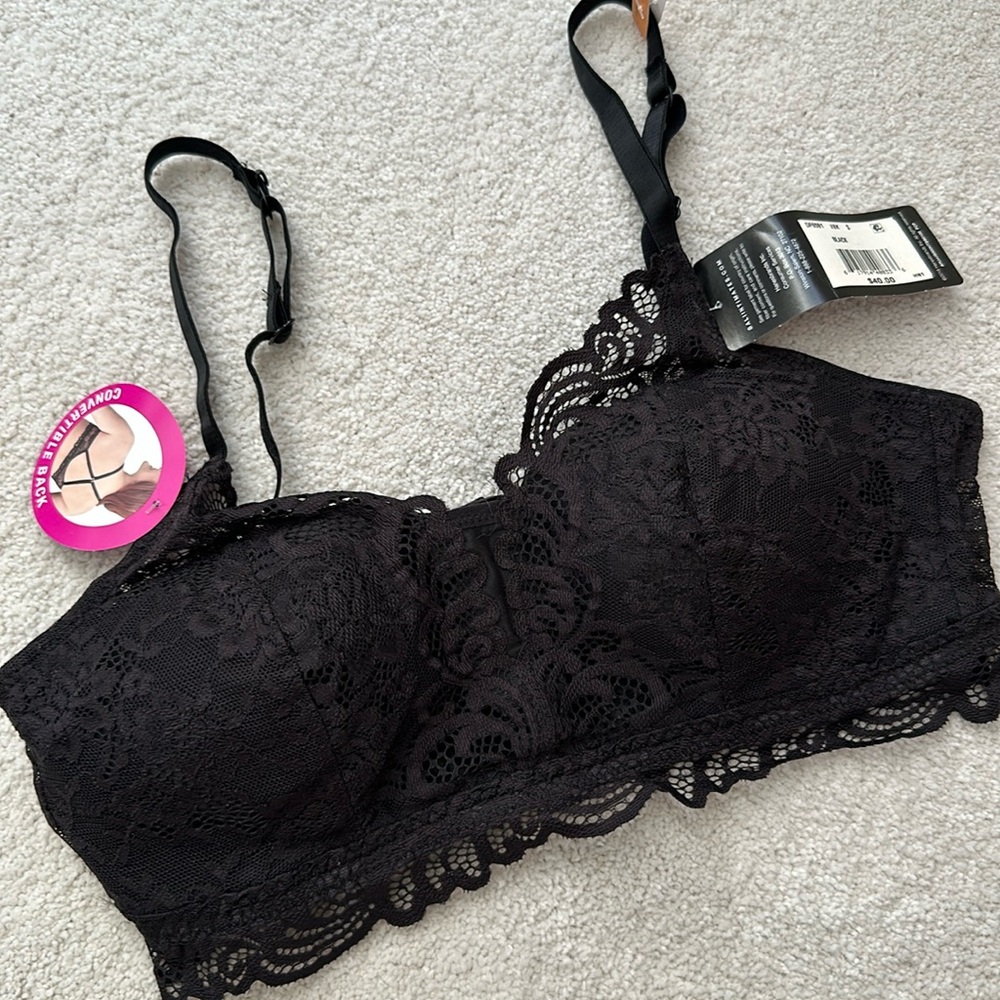 NWT Bali convertible bralette, S 34C, 34D, 36B, 36C, black lace